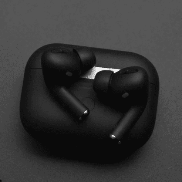 left and right easily adjust airpods